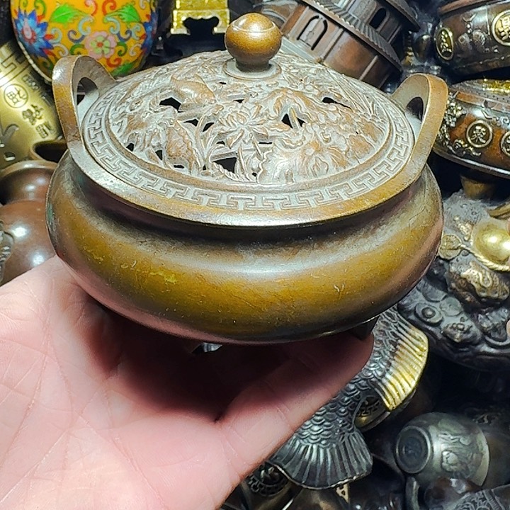 铜器摆件收收藏藏