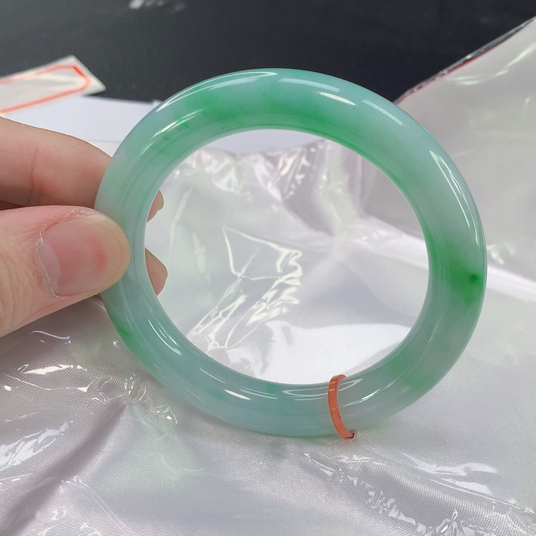 翡翠手镯未镶嵌104缅甸天然翡翠A货