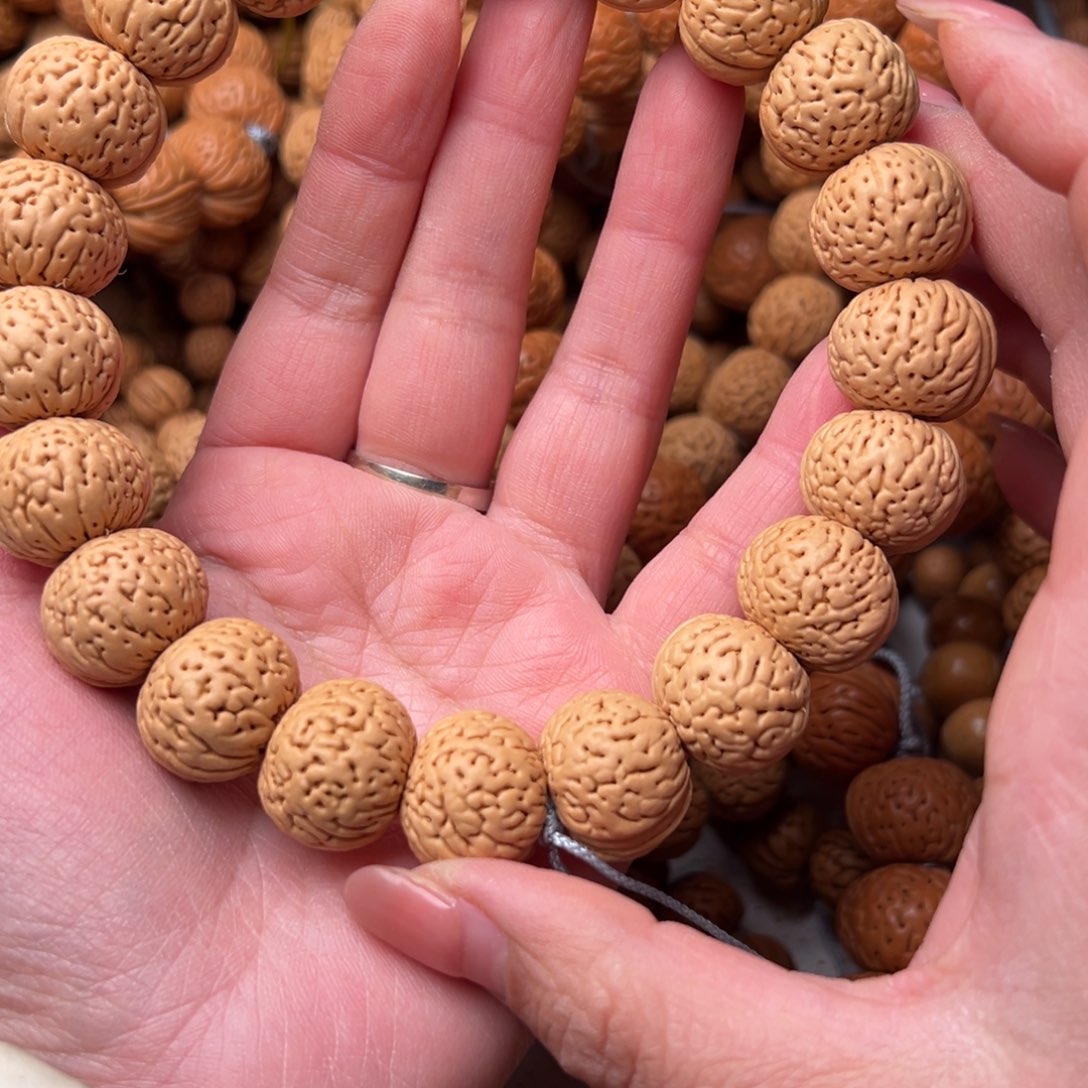 墨***游18尺寸苹果圆桃核手持