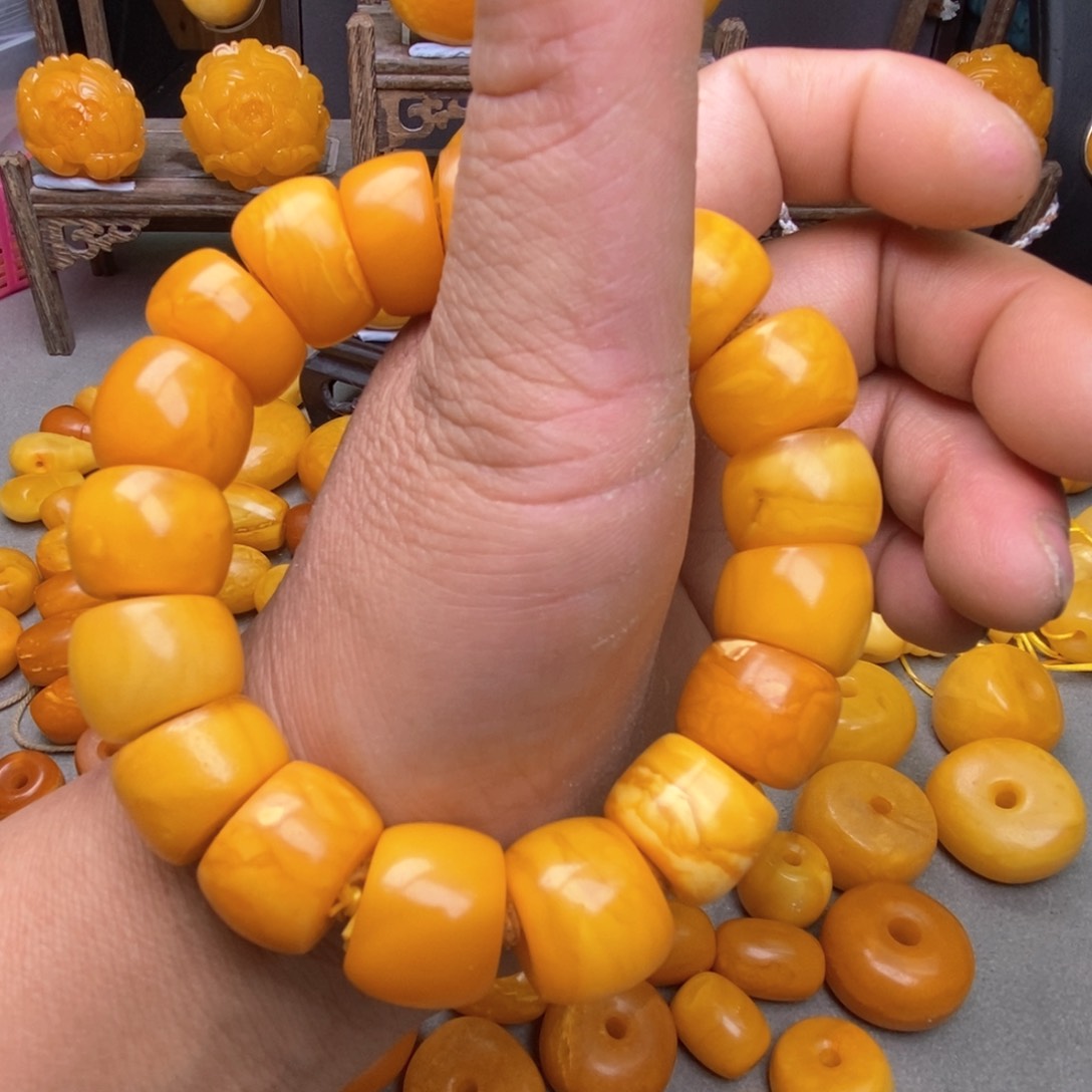 蜜蜡珠宝奇石未镶嵌