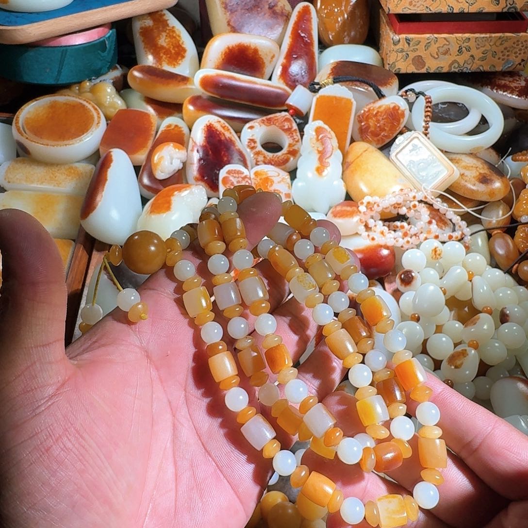 和田玉挂件未镶嵌