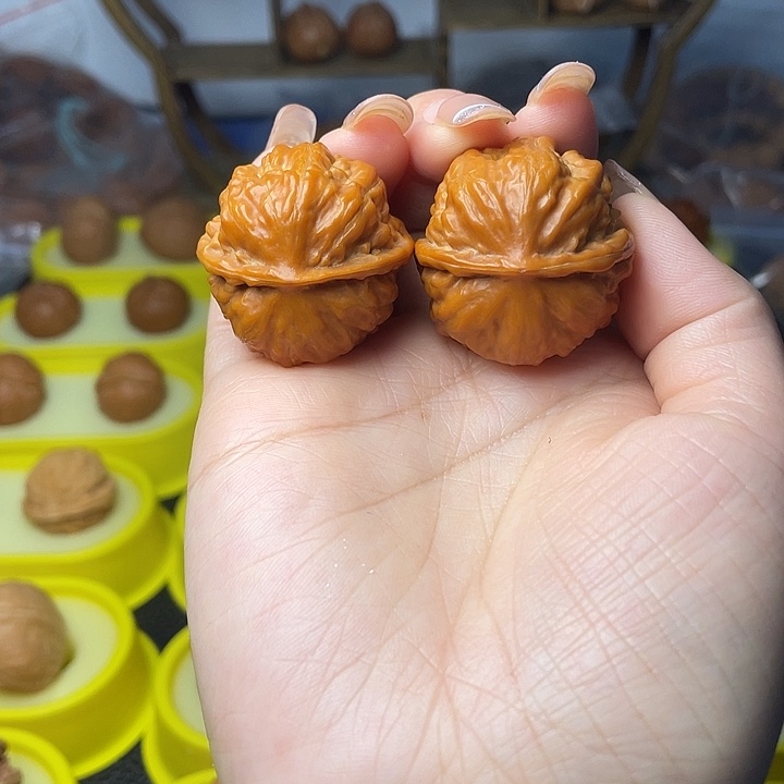 多***辣吊坠文玩核桃油核