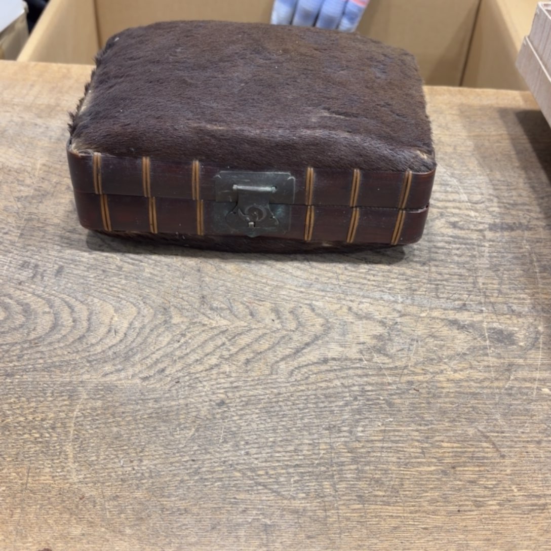 阳***媚般若中古美术工艺品