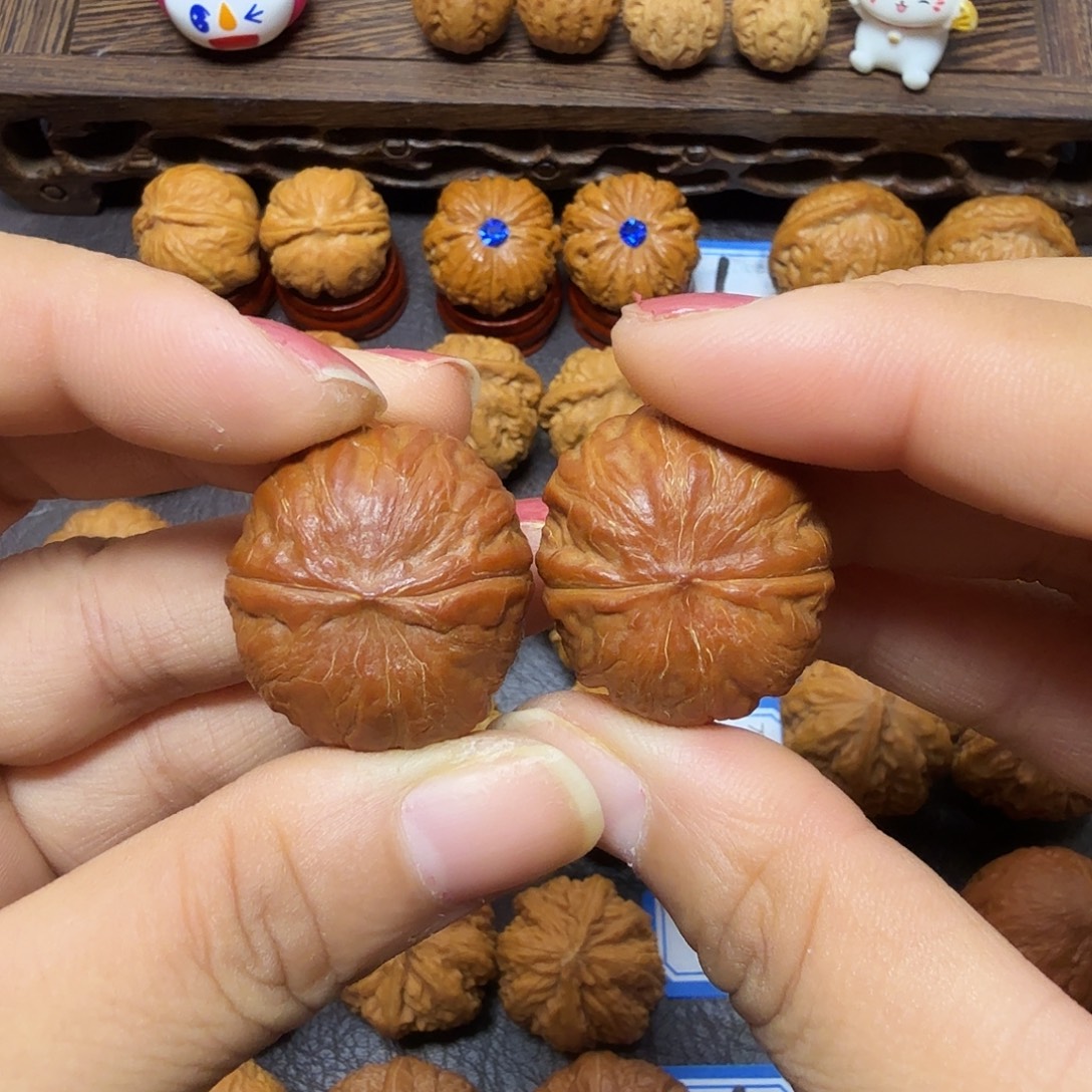 文玩核桃把件28尺矮桩焖尖磨盘