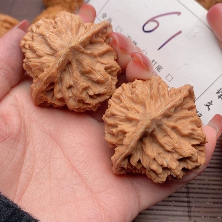 文玩核桃吊坠49全品帝王61