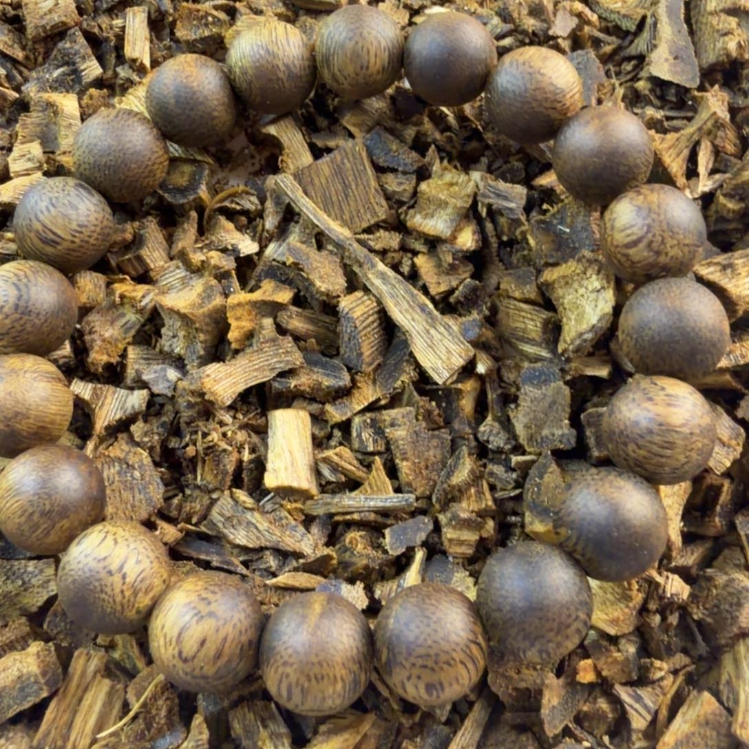 沉香碎屑沉香1.0圆珠单圈9克