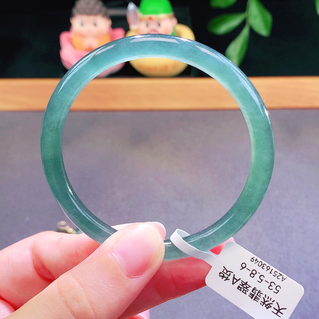 翡翠未镶嵌手镯天然翡翠