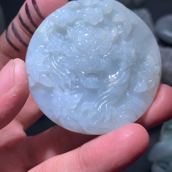 翡翠未镶嵌颈饰保真天然a货翡翠