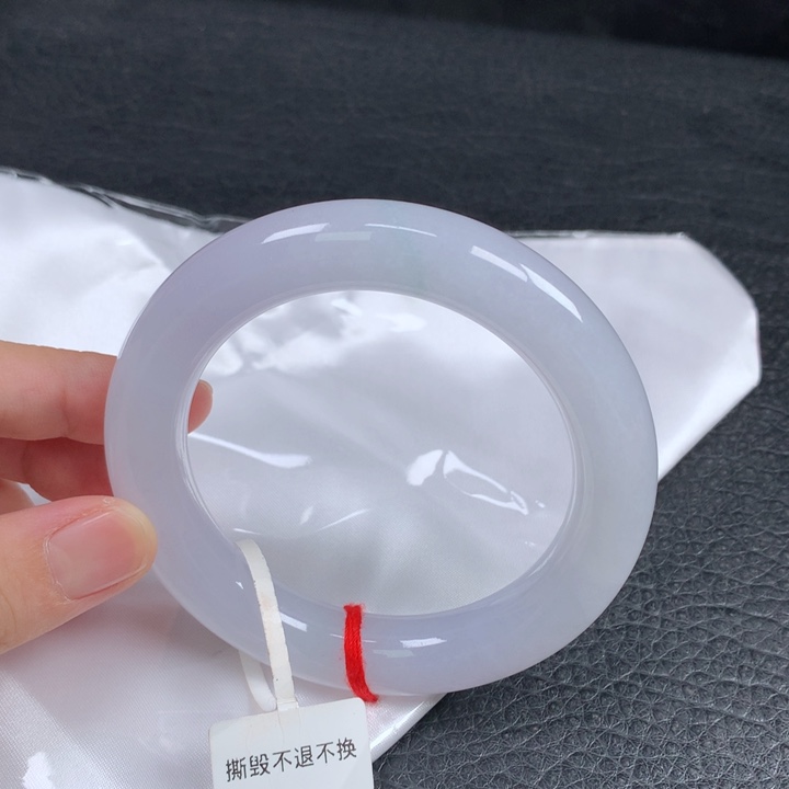 翡翠未镶嵌手镯（圆镯）