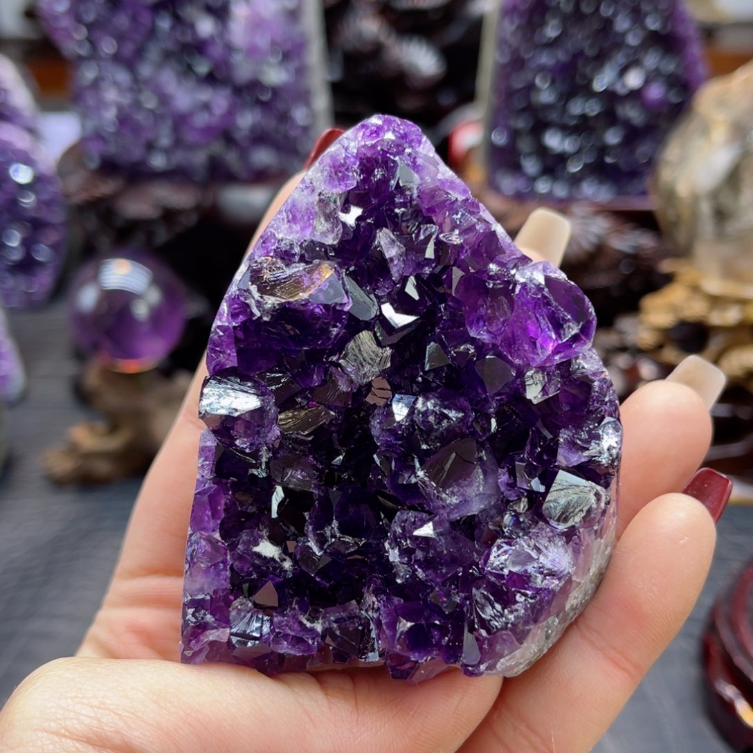 紫晶大型摆件（非配饰）未镶嵌