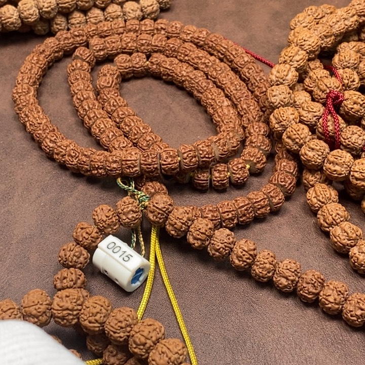 用***1金刚菩提吊坠108元皮树王