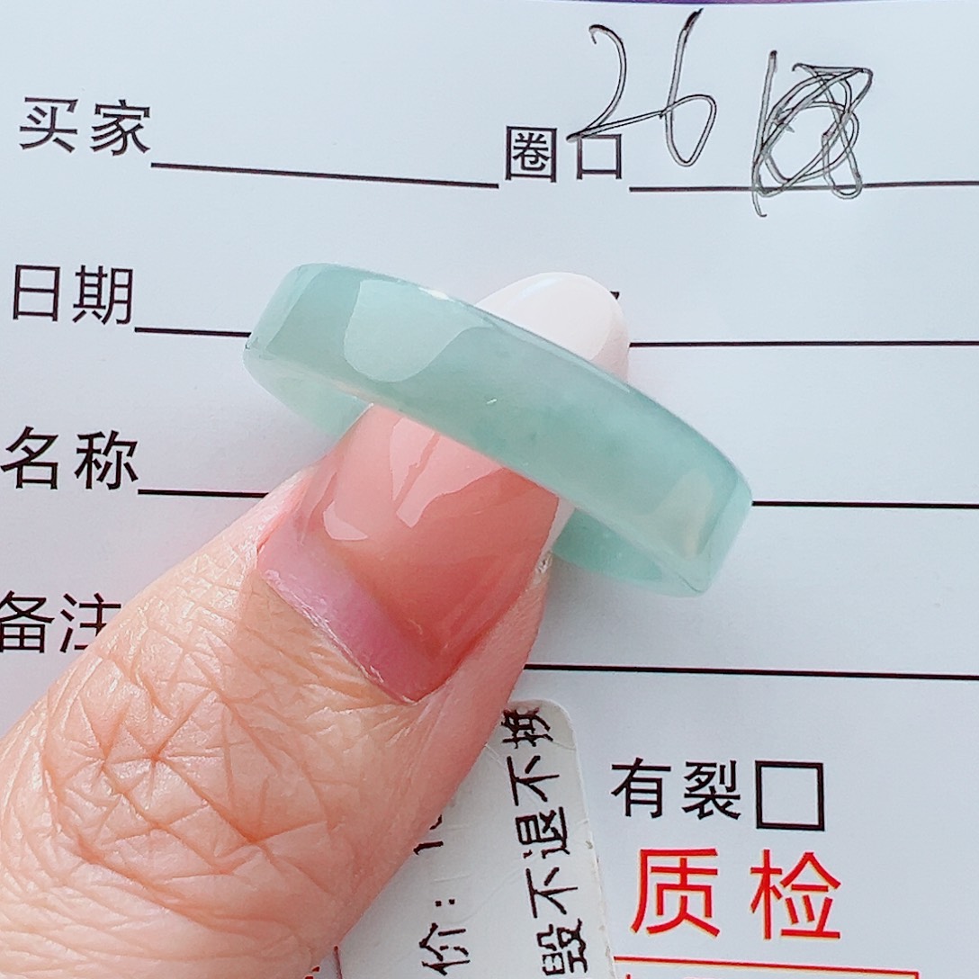 未镶嵌戒指翡翠戒指