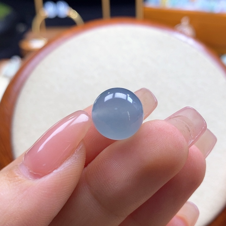 翡翠未镶嵌颈饰翡翠梦幻海水蓝圆珠