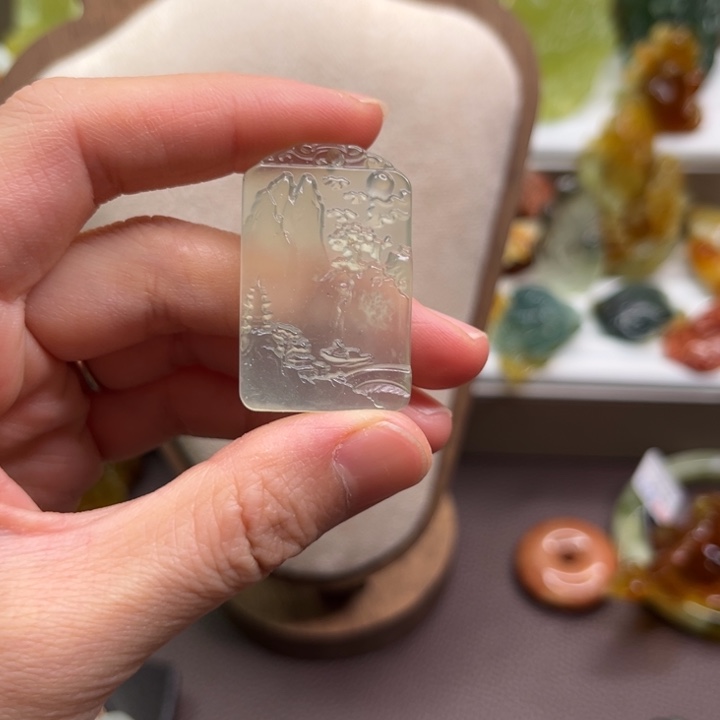 蛇纹石玉未镶嵌珠宝奇石