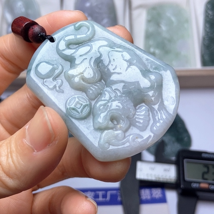 翡翠未镶嵌挂件翡翠