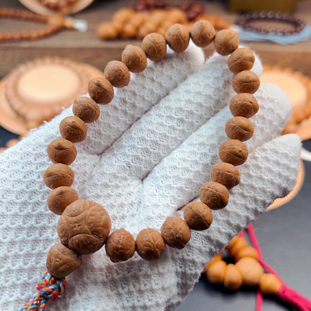 手串凤眼菩提10.5mm矮桩单仓铁籽