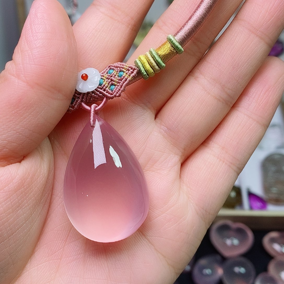 水晶吊坠(赠链)未镶嵌