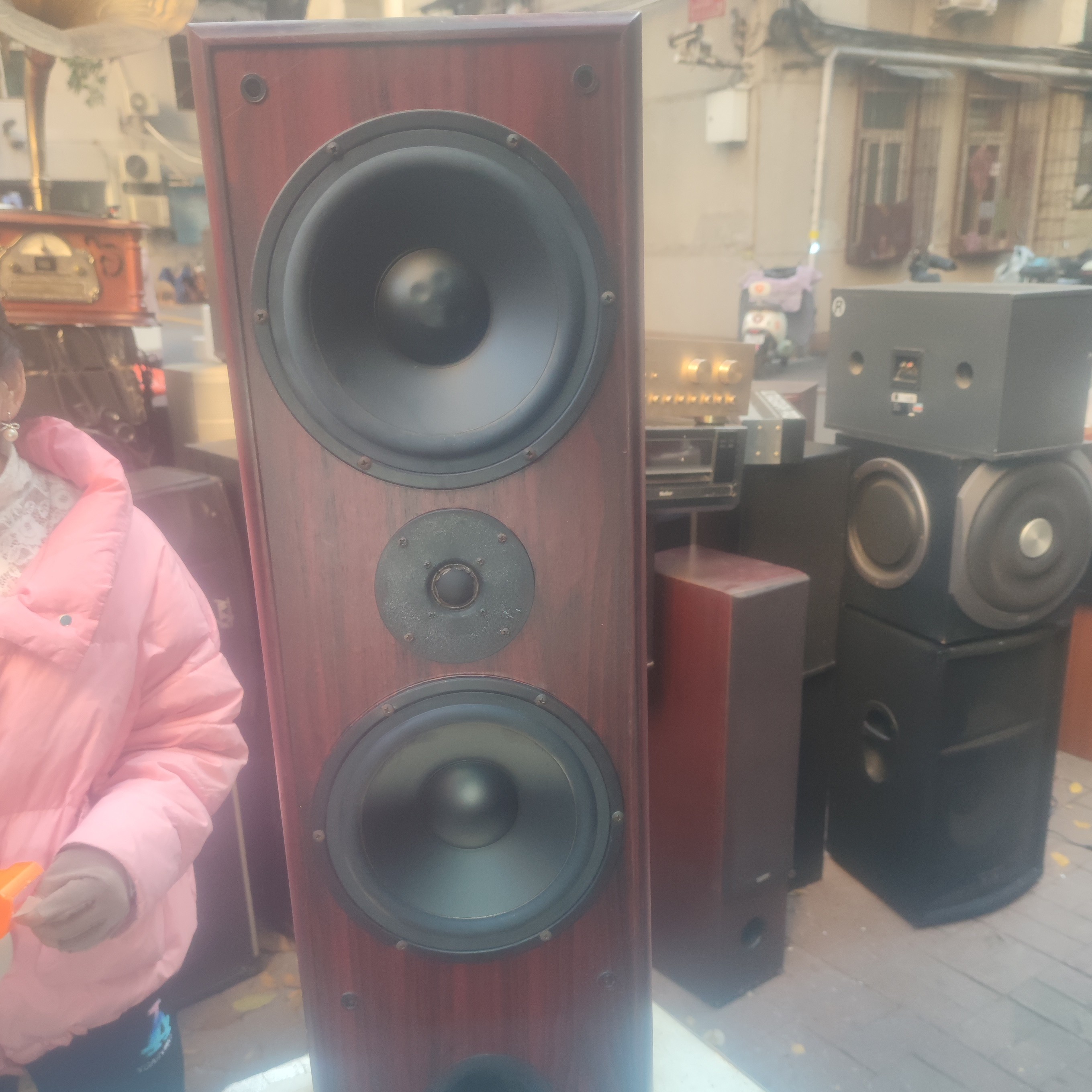 8新  双八寸落地箱一对，不包邮，不支持七天无理由退货