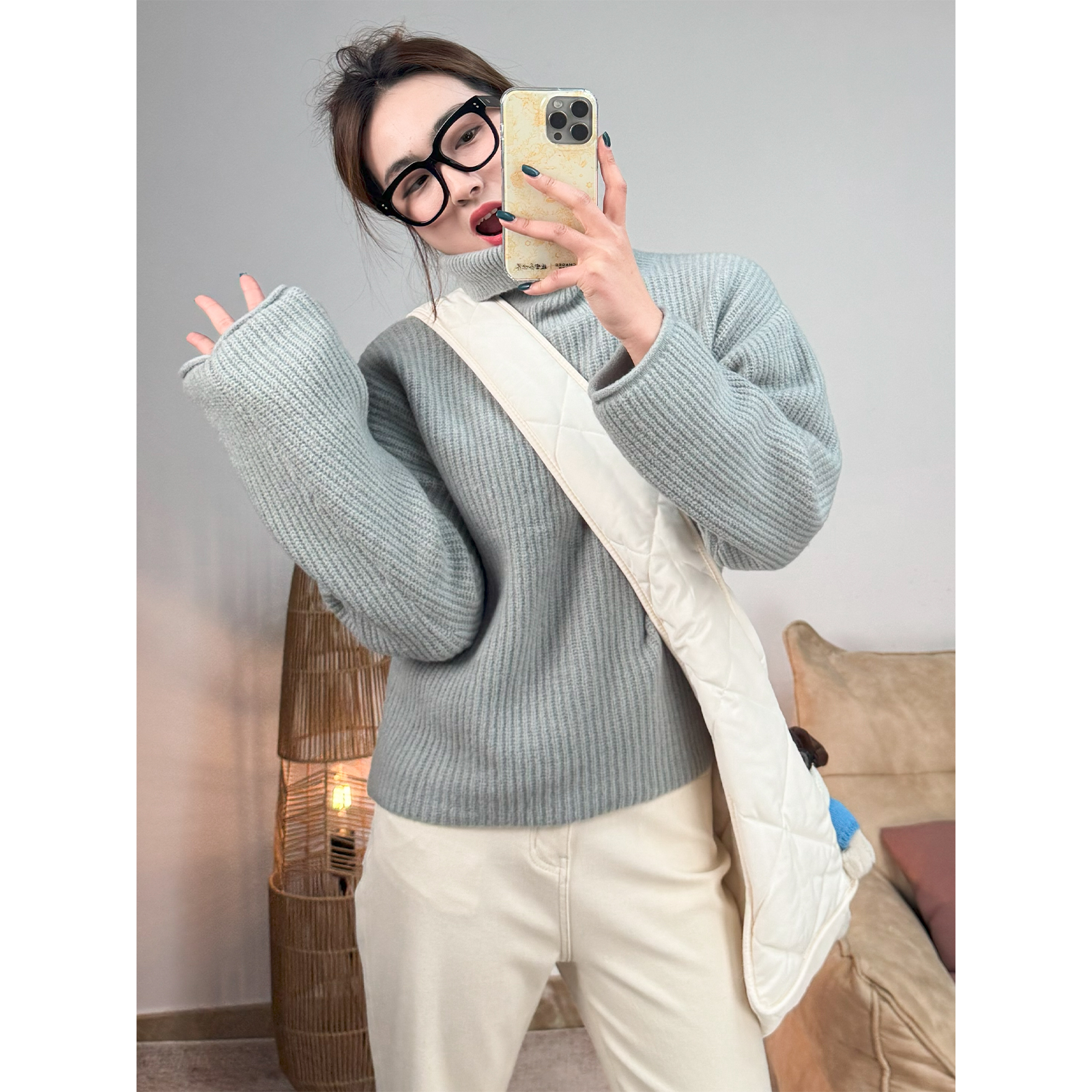 ZhaoSanJin【1.6】2025年春季新款坑条后领开叉落肩毛衣 SJM4346