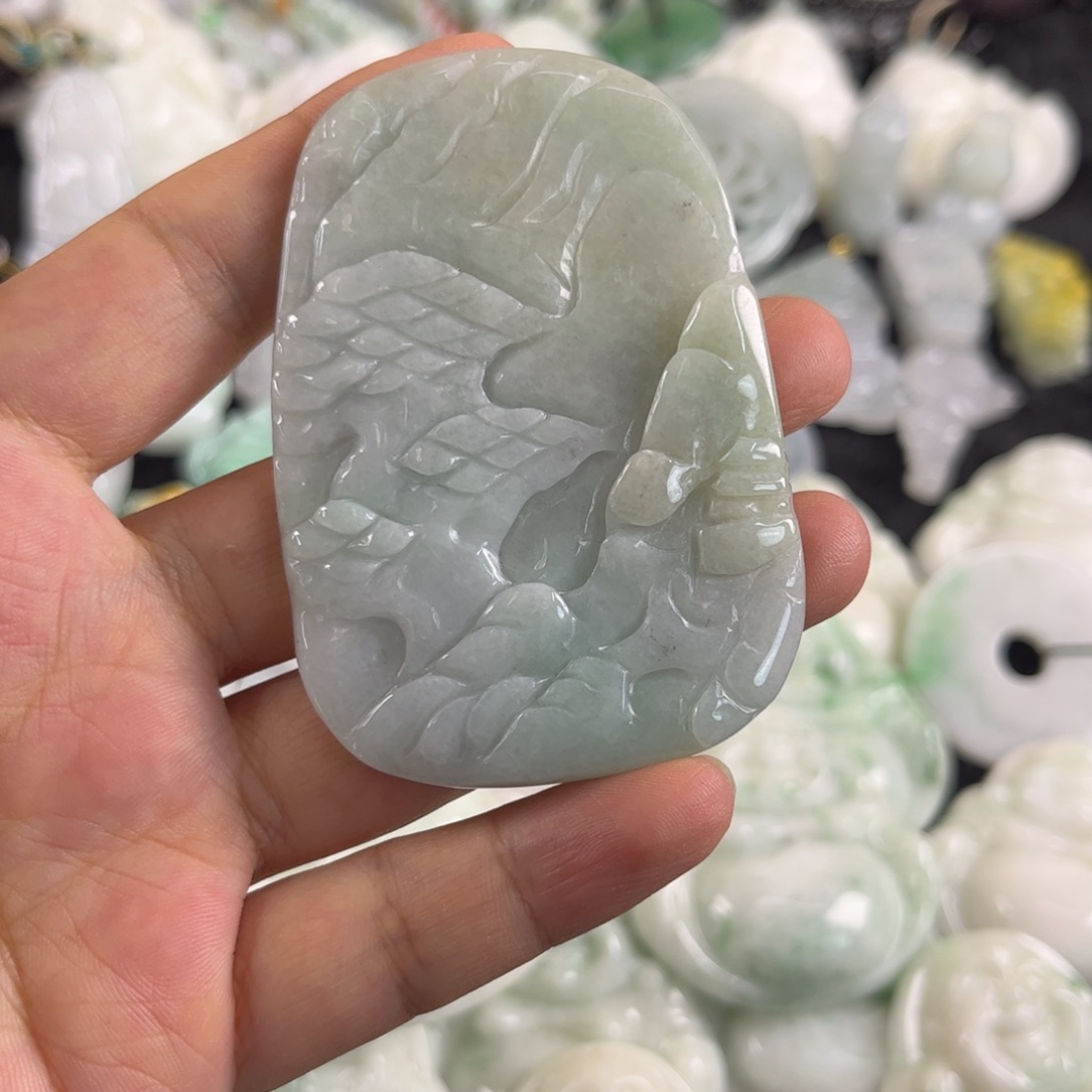 吊坠(不含链)未镶嵌翡翠