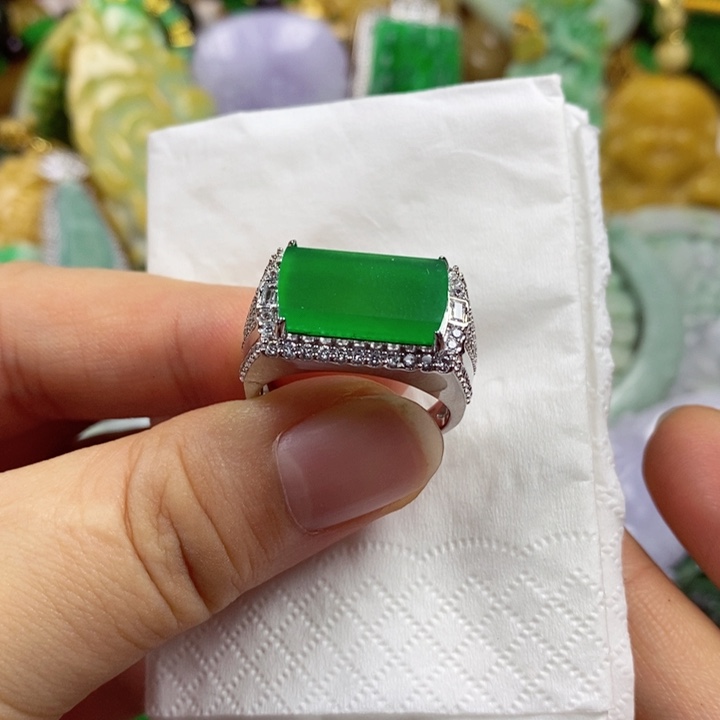 翡翠未镶嵌吊坠(赠链)好**来