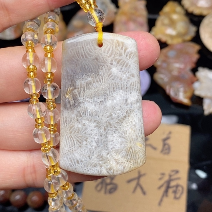 硅化珊瑚（珊瑚玉）手镯未镶嵌