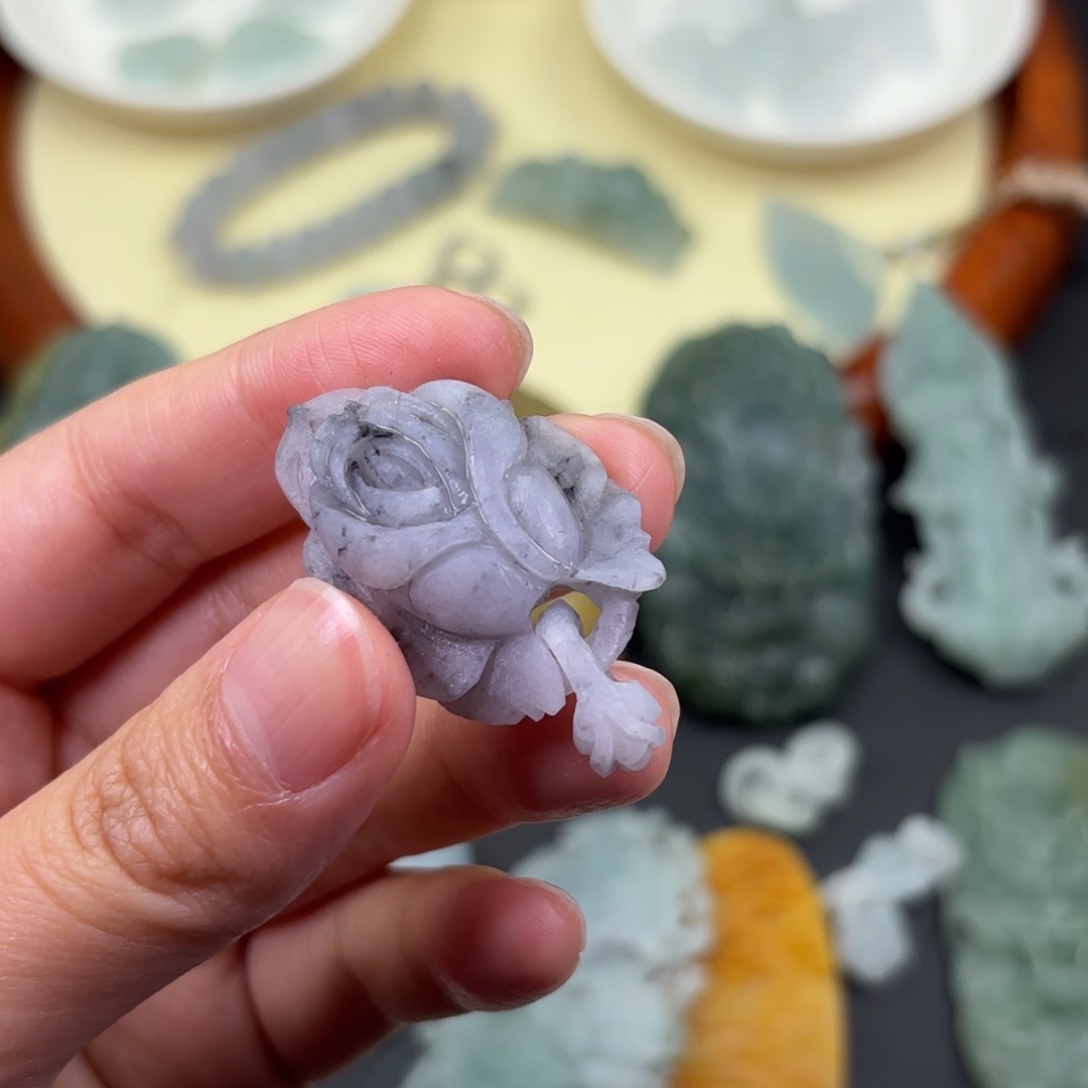 定制翡翠未镶嵌曲*