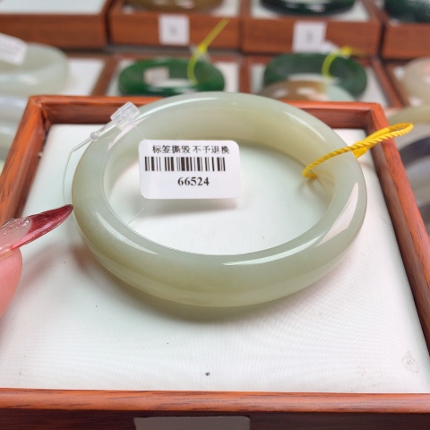 和田玉手镯未镶嵌53