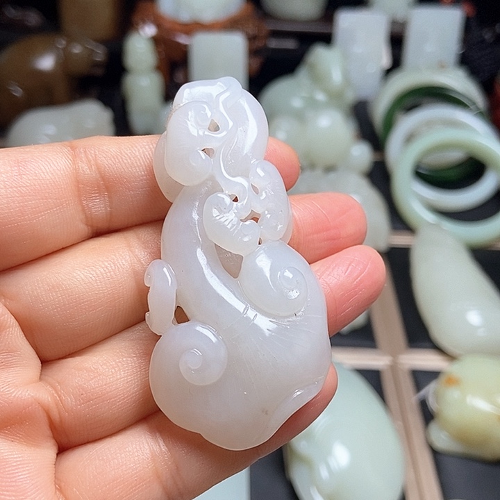 和田玉未镶嵌吊坠(不含链)