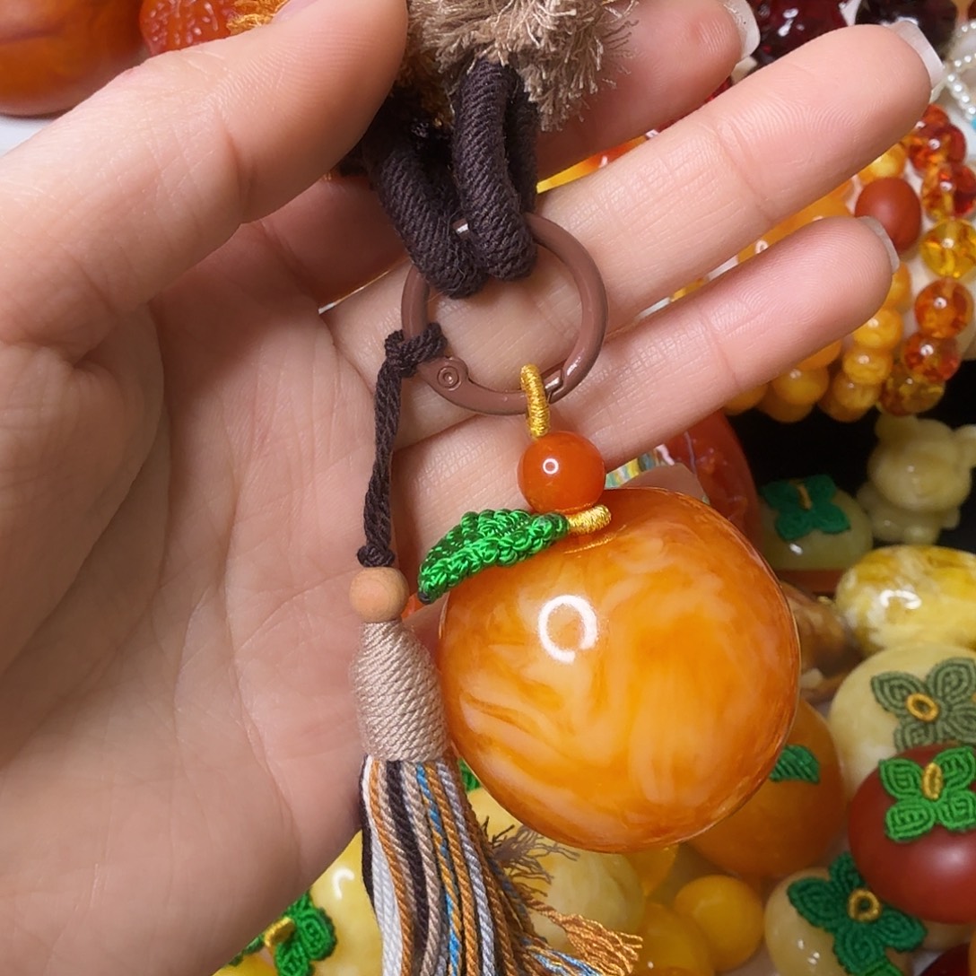 涩***茶非金属蜜糖色苹果手把件绳