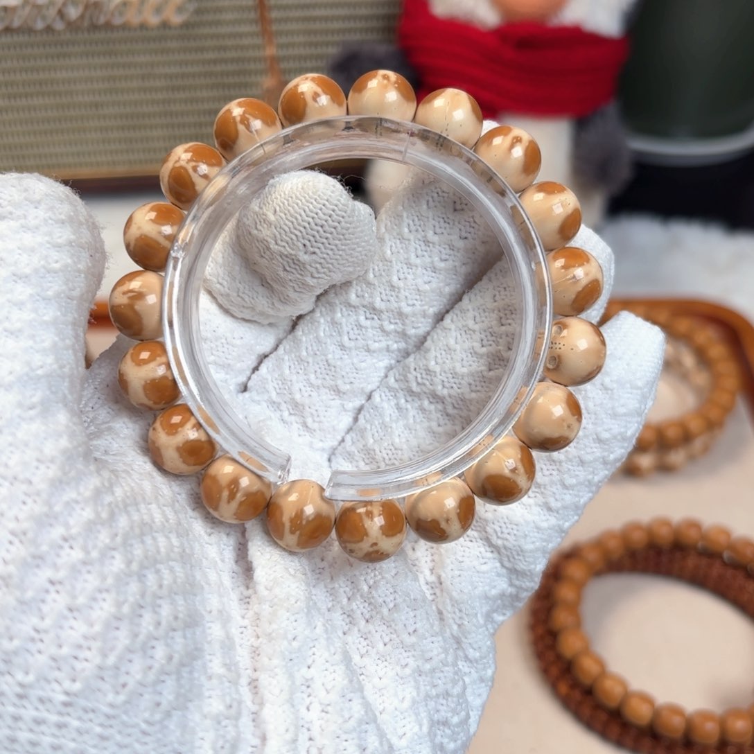 紫金鼠手串紫金鼠奶糖熊猫卡11.5