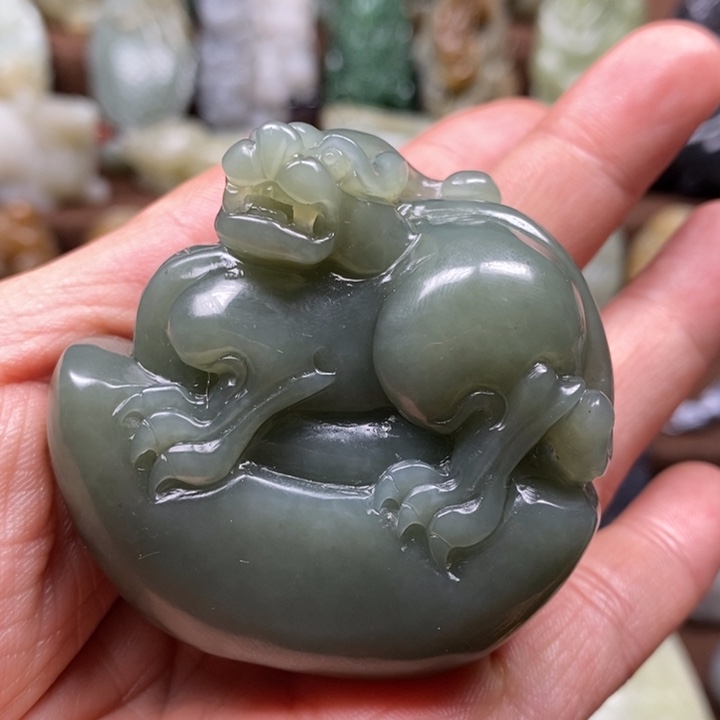 和田玉颈饰未镶嵌王**白