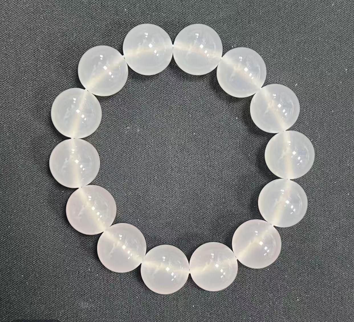 精品手串  YW  045  （无礼盒）