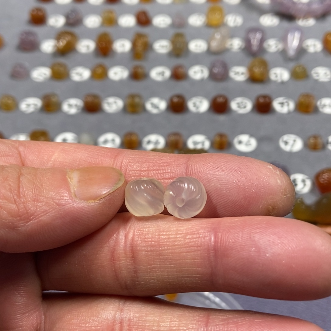 牧***野玛瑙/玉髓合金颈饰珠