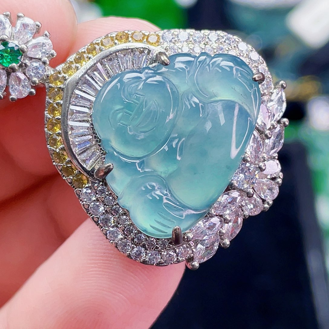 翡翠未镶嵌颈饰186