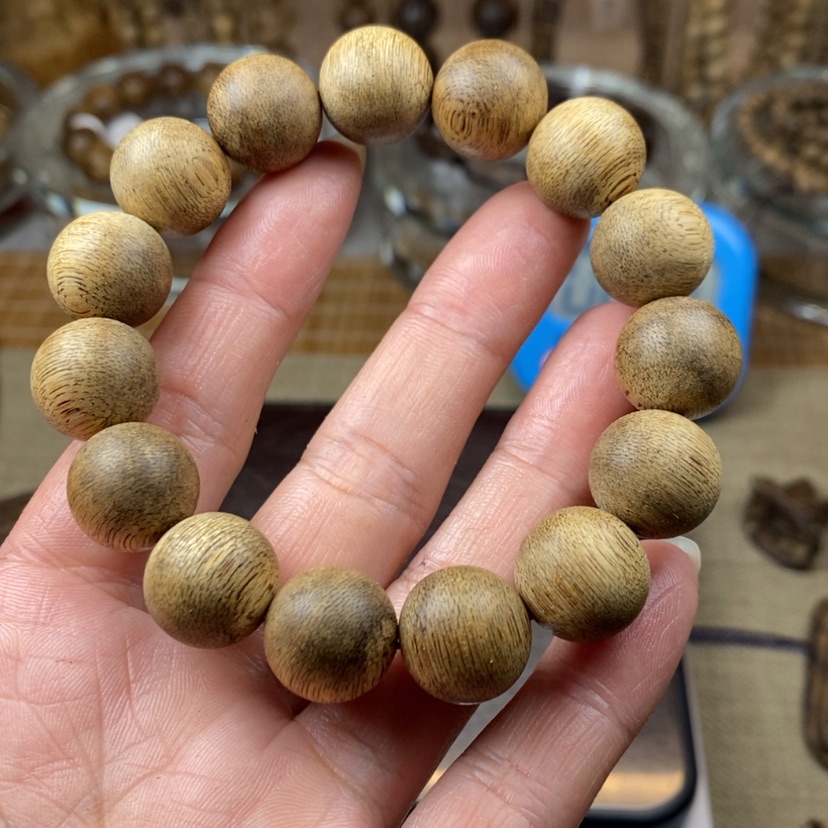 【闪购商品】沉香手串冒*富国岛1.4。    