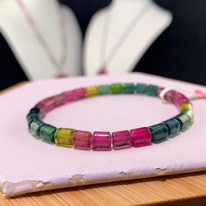 双色碧玺手链未镶嵌