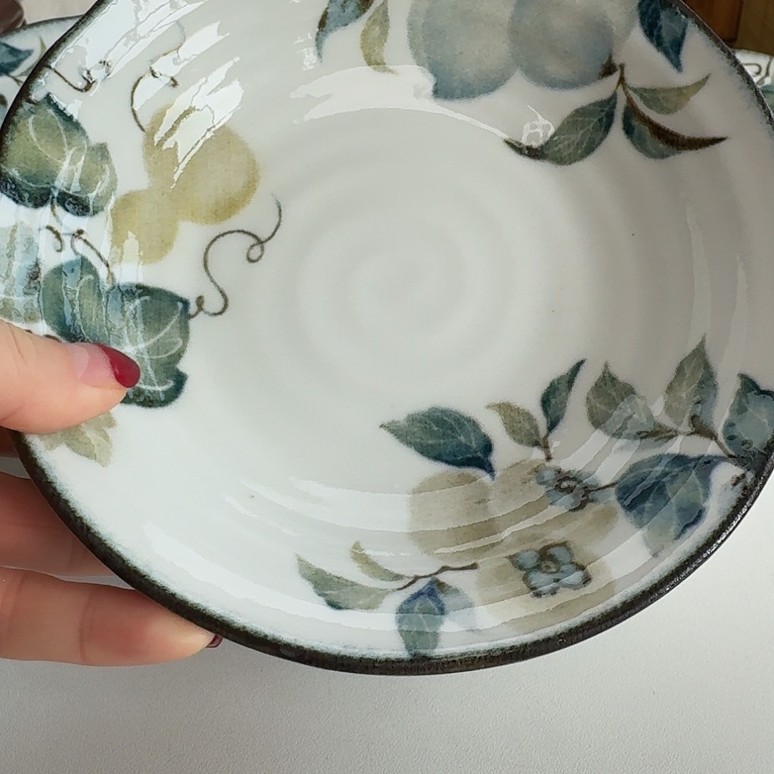 瓷片2只福三果3.5厘米钵盘