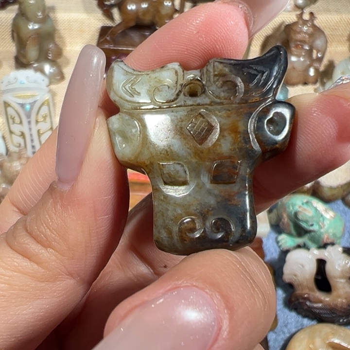 和田玉未镶嵌挂件