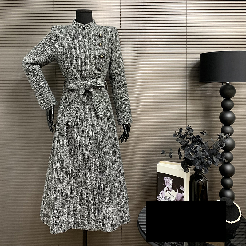 灰色粗花呢编织加厚2025年新款大衣气质收腰显瘦遮肉外套女A字摆