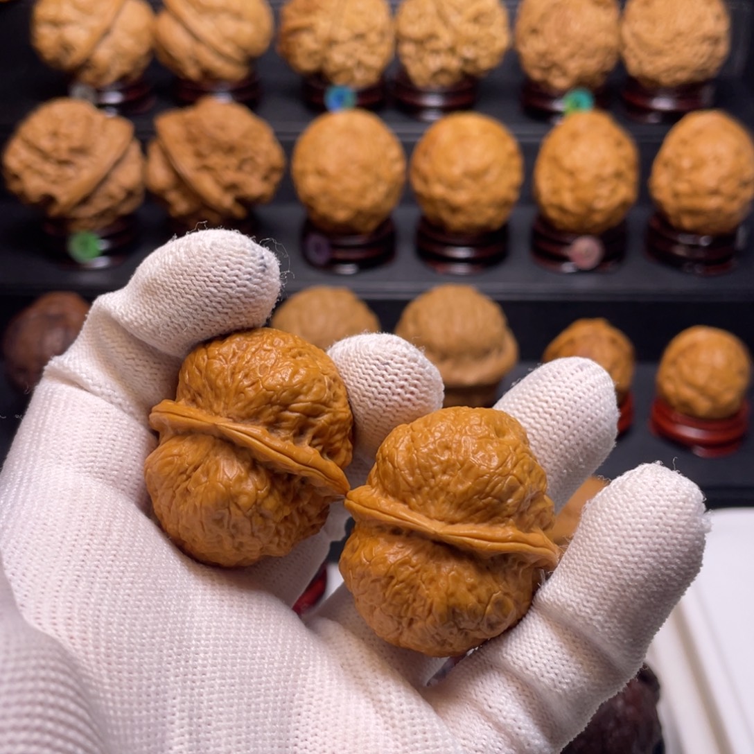 文玩核桃吊坠A5至尊蟾