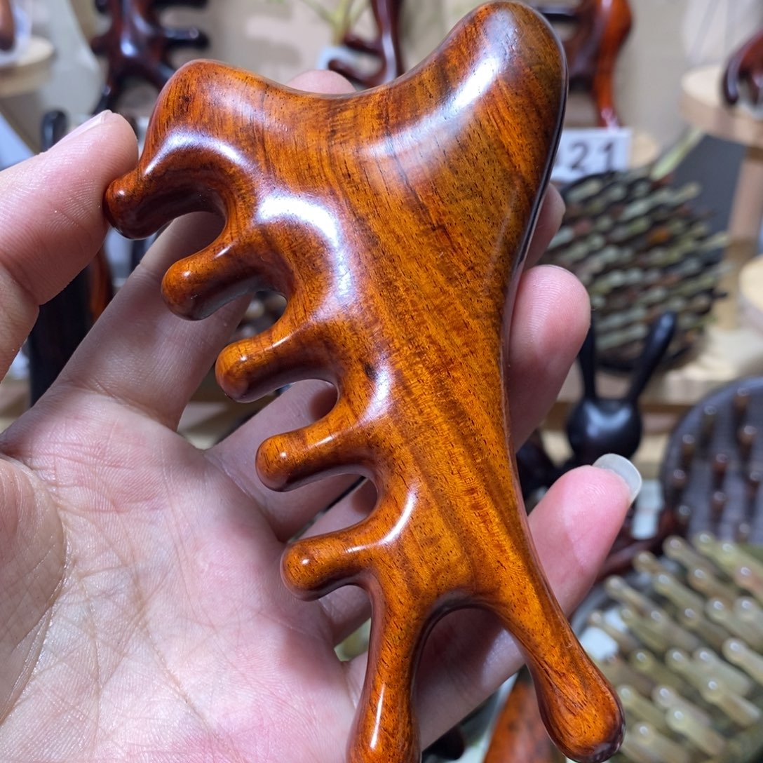 啾***咪微瑕大红酸枝大号四合一