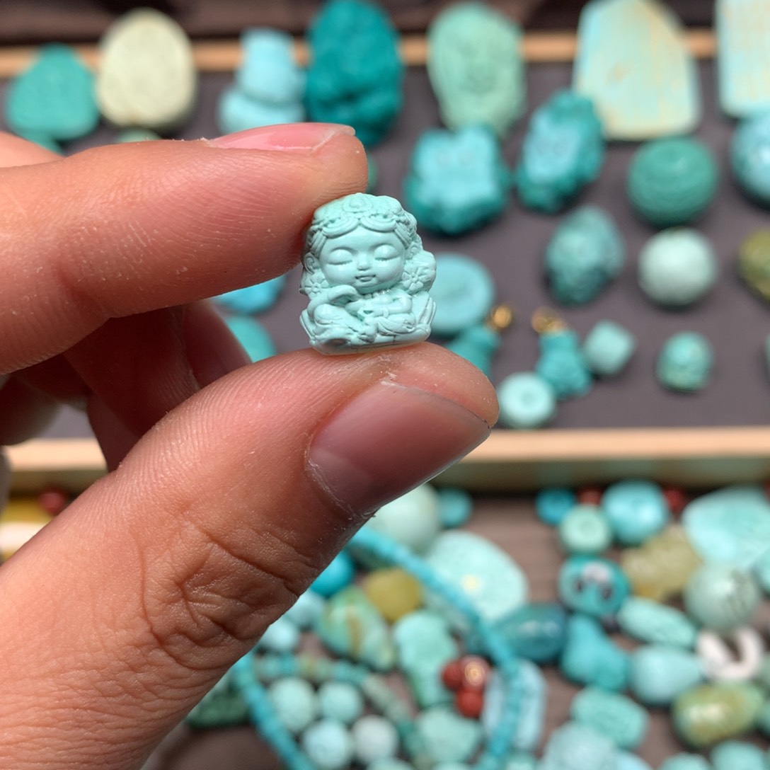 绿松石雕刻未镶嵌