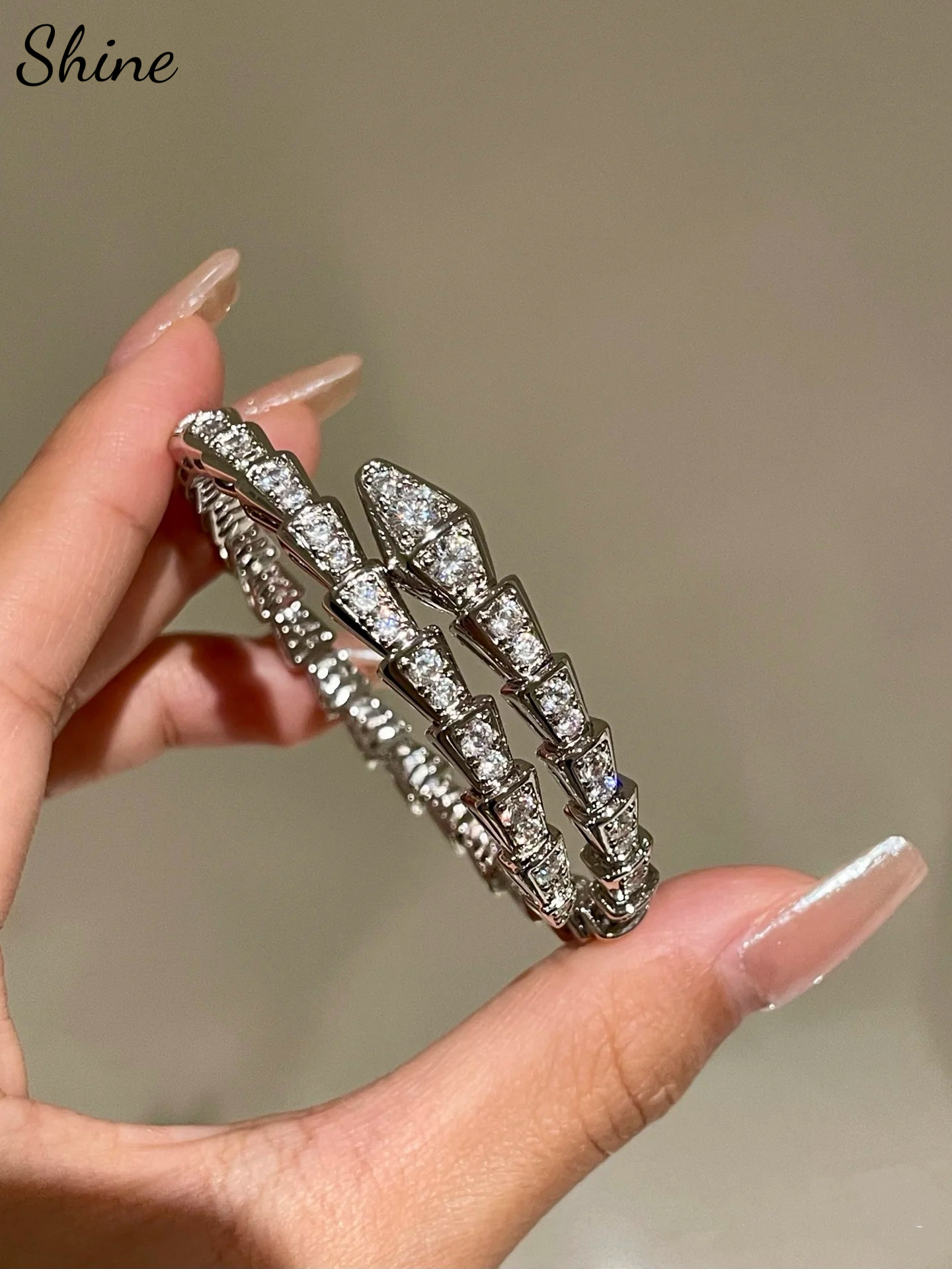 合金手镯 女满钻蛇镯