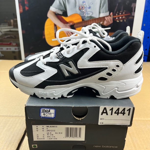 A1441 NEW BALANCE ML828CC 41.5码运动鞋直播微瑕疵 无售后