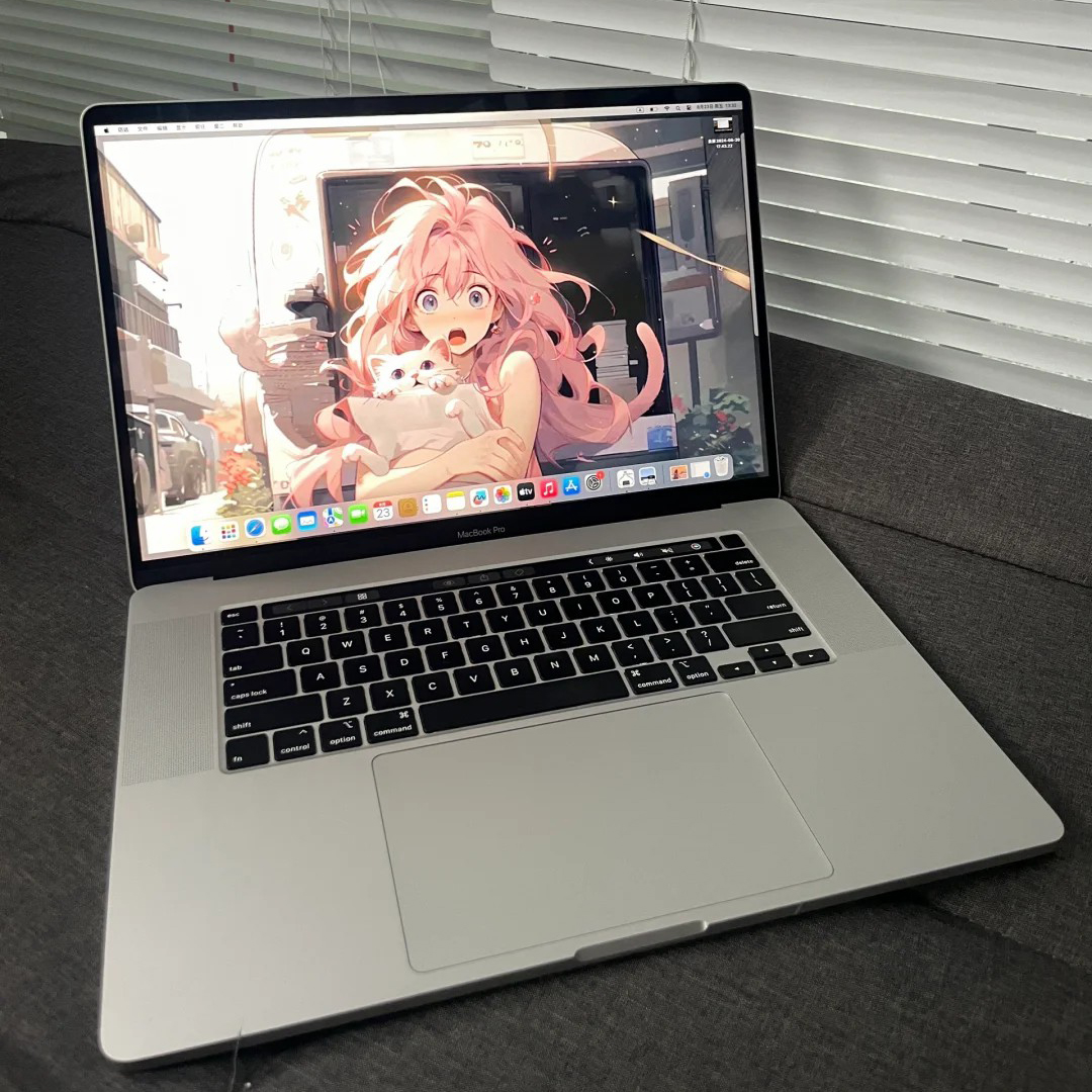 95新 Apple/苹果 触控条MacBookpro15.4寸笔记本电脑办公剪辑学生