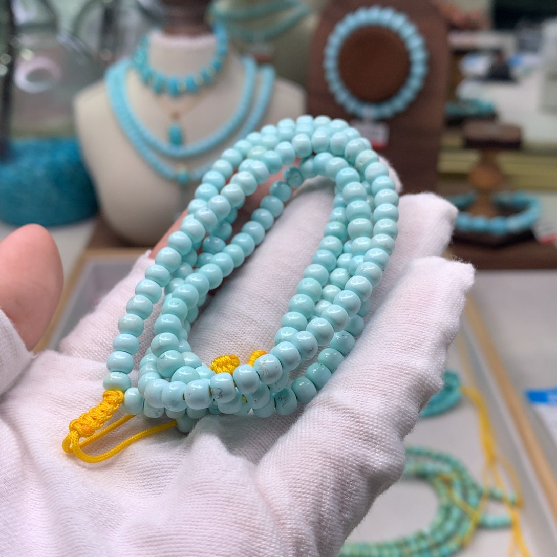 绿松石配饰未镶嵌