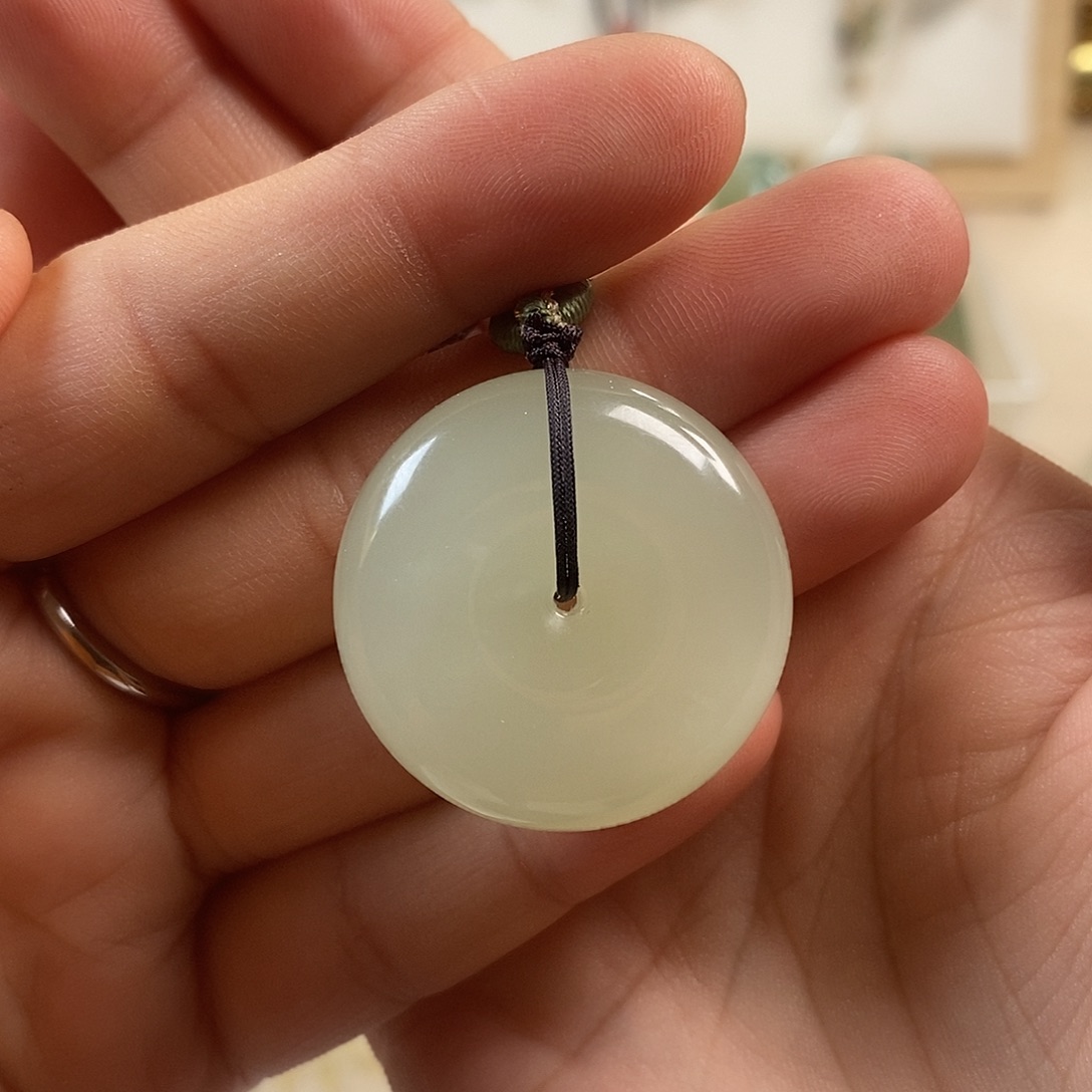 莲***&和田玉未镶嵌颈饰