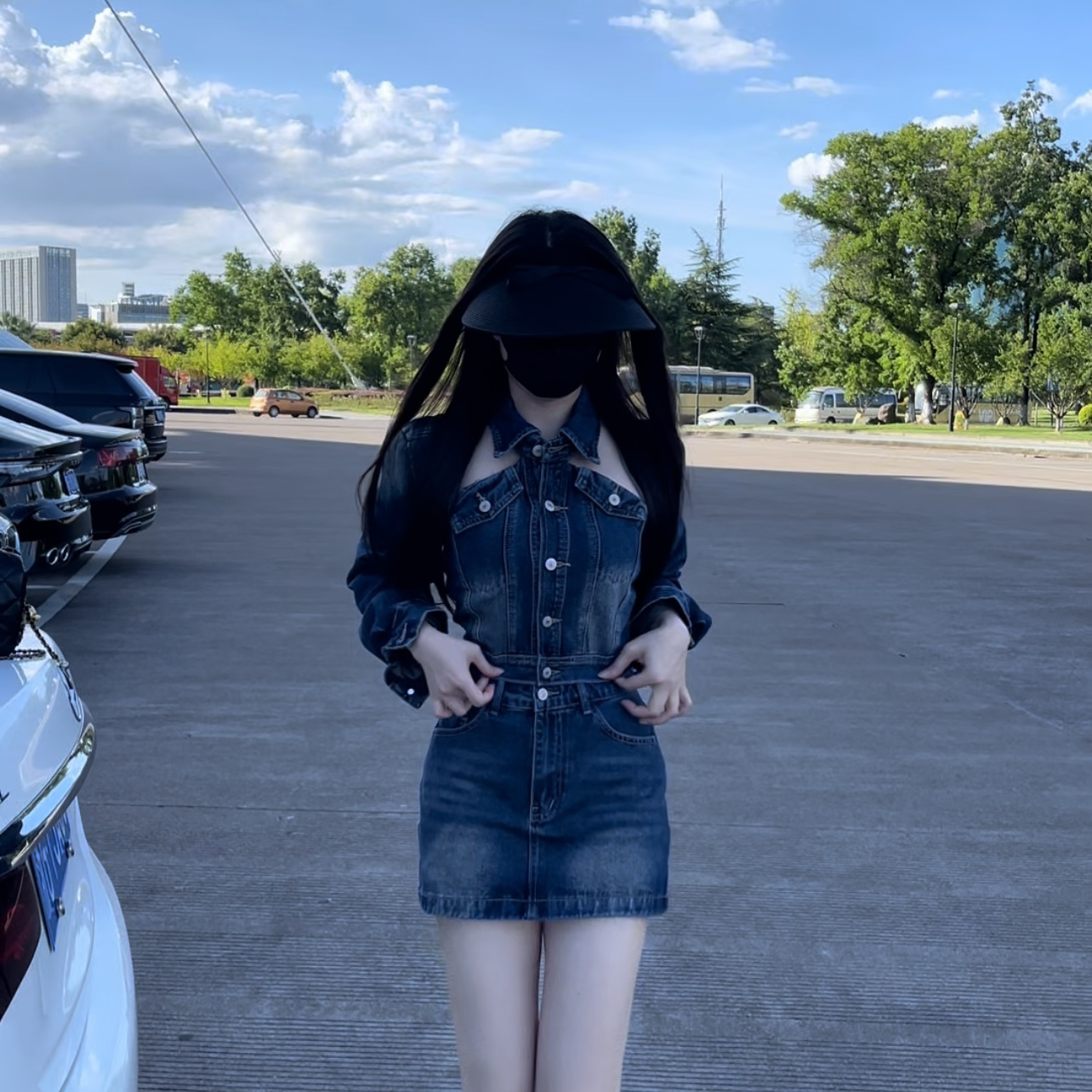 早秋显瘦挂脖三件套套装