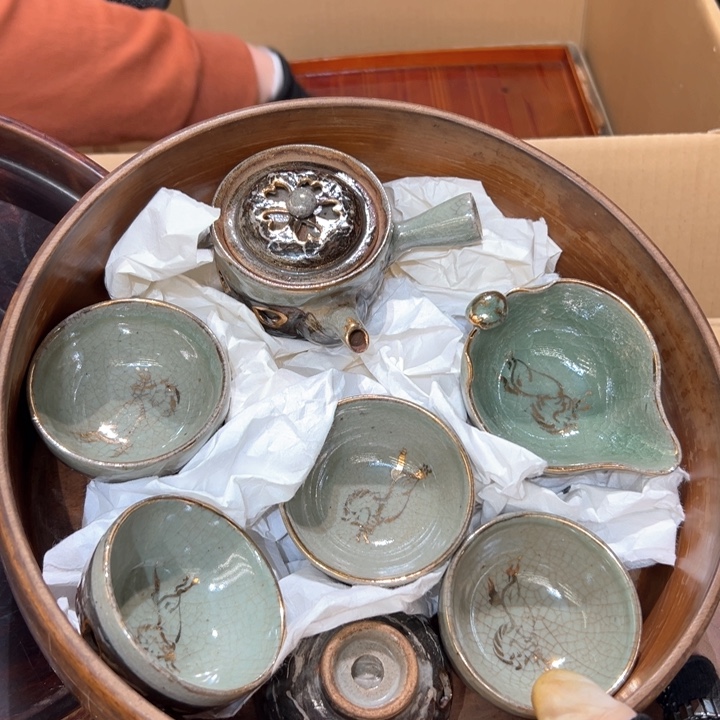 瓷器周边默认瑕疵1